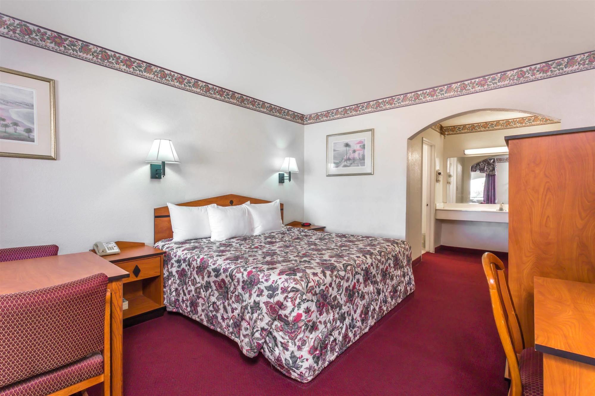 Days Inn By Wyndham Airport - فينيكس المظهر الخارجي الصورة
